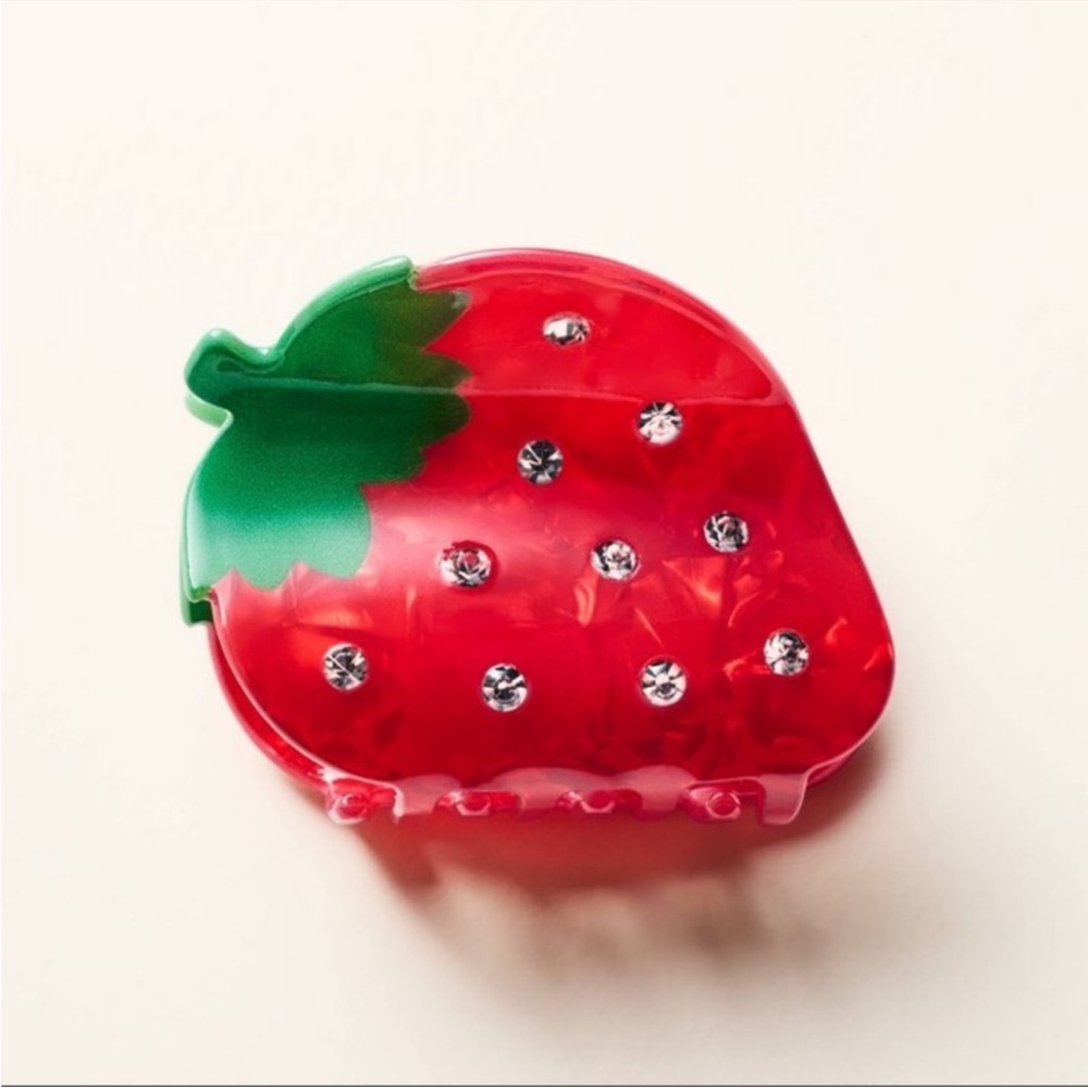 Kate Spade x Target | Limited Edition | Red Strawberry Claw Hair Clip | NWT